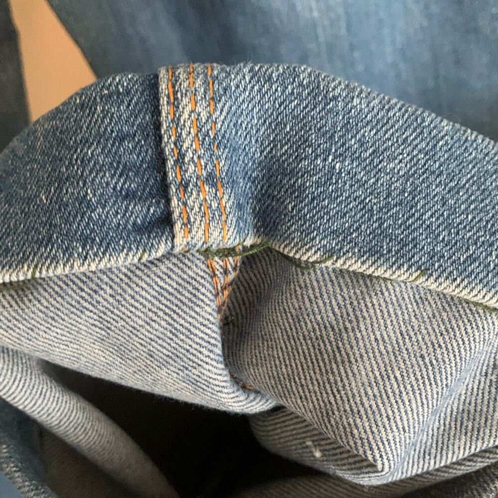 Vintage Levi's Highest Waisted Snap Button Jeans 1980's mom jean hemmed ankle - Picture 11 of 16